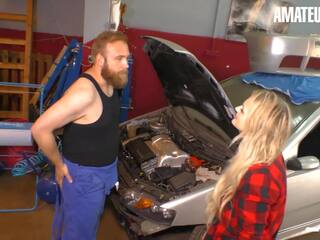HAUSFRAUFICKEN - Amateur German Wife Cheats With Handyman In The Garage - AMATEUREURO