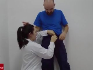 Një i ri infermiere sucks the hospital´s njeri duarartë anëtar dhe recorded it.raf070