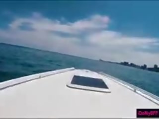 Desirable besties човен вечірка марки в непристойна група брудна відео