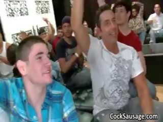 Ikat dari mabuk homoseks pria teman pergi gila di klub 2 oleh cocksausage
