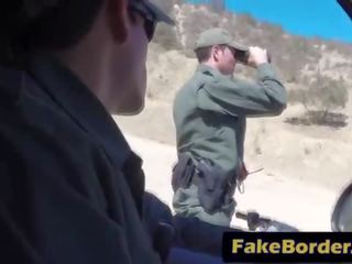 Červenovlasé cookie fucked ťažký podľa the border patrol zástupca